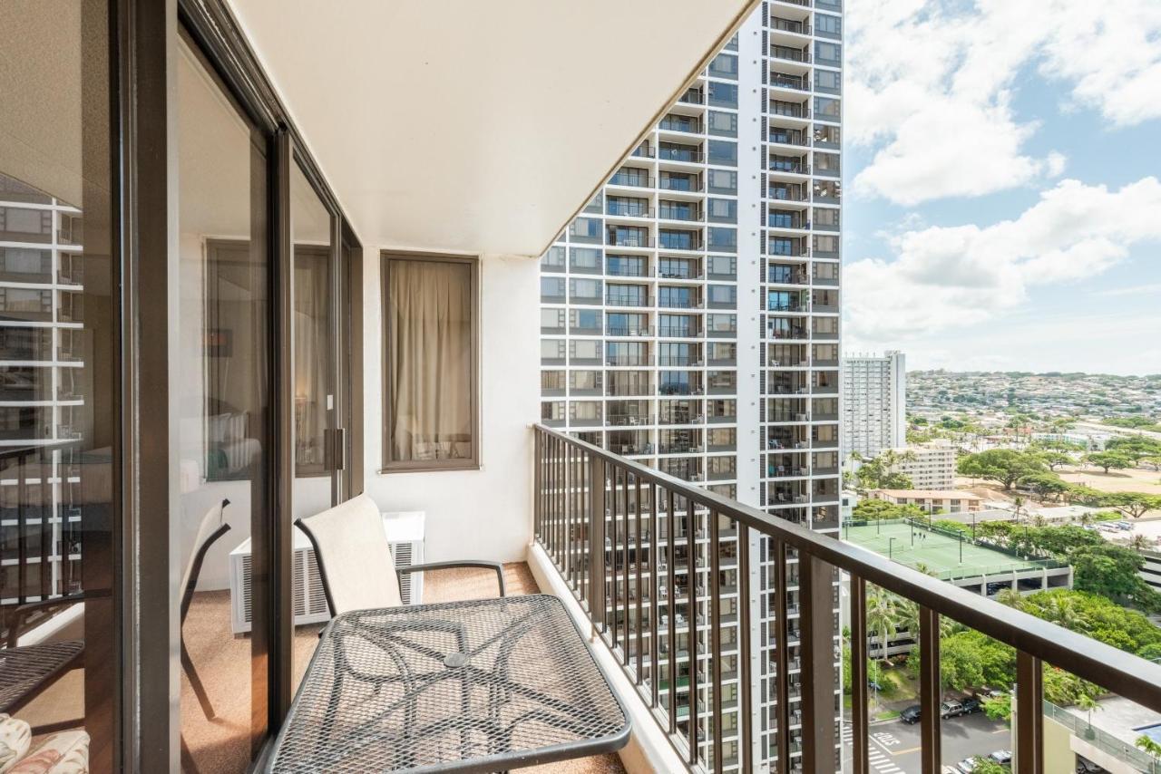 Deluxe 21st Floor Corner With Diamond Head Views Apartment Honolulu