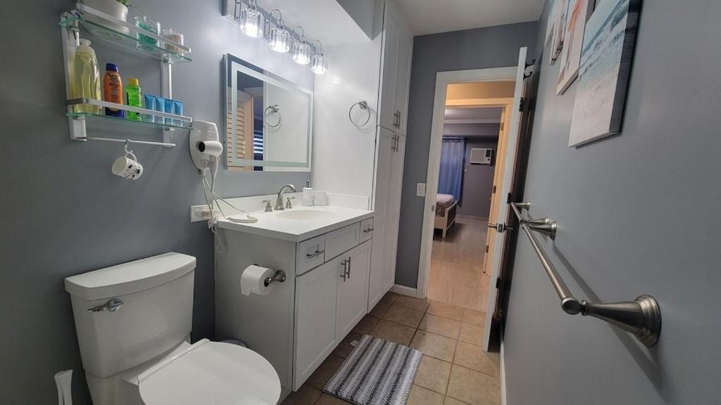 Waikiki 2 Bedrooms 2 Bathrooms With 1 Free Parking Space *