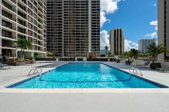 Tower 2 1702 - Ffp Apts Apartment *