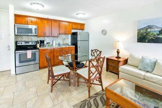 Apartment Deluxe Panoramic Mountain View - 37th Floor, Free Parking & Wifi Honolulu