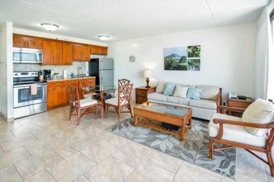 Apartment Deluxe Panoramic Mountain View - 37th Floor, Free Parking & Wifi *