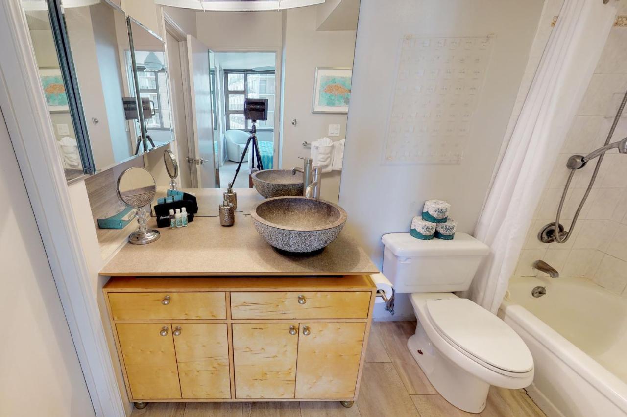 High Level Waikiki - Enjoy Ocean Views From Your Private Lanai! Honolulu