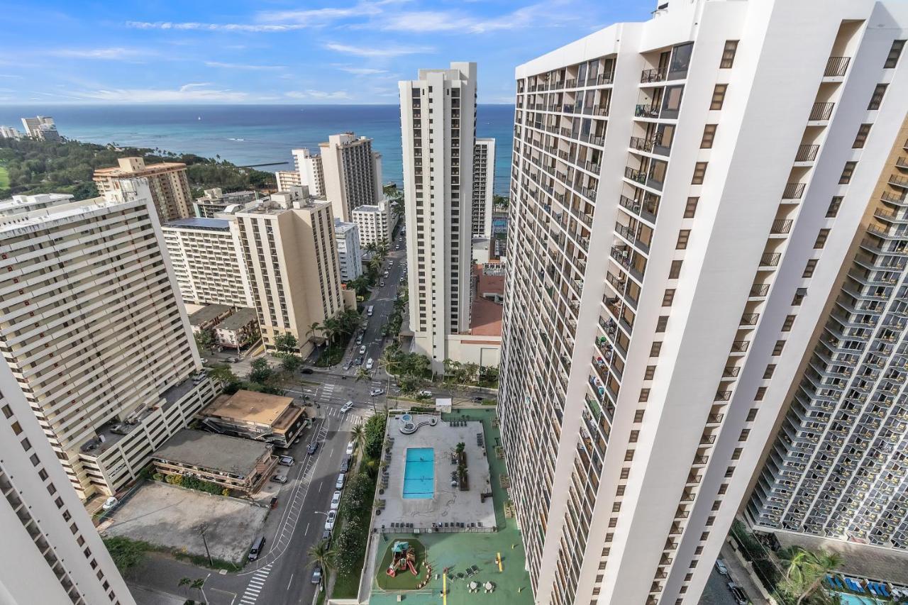 Standard Ocean View - 36th Floor, Free Parking & Wifi Apartment