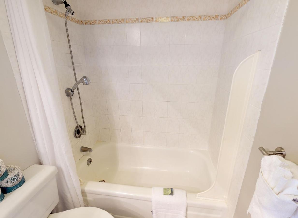 Apartment High Level Waikiki - Enjoy Ocean Views From Your Private Lanai! Honolulu