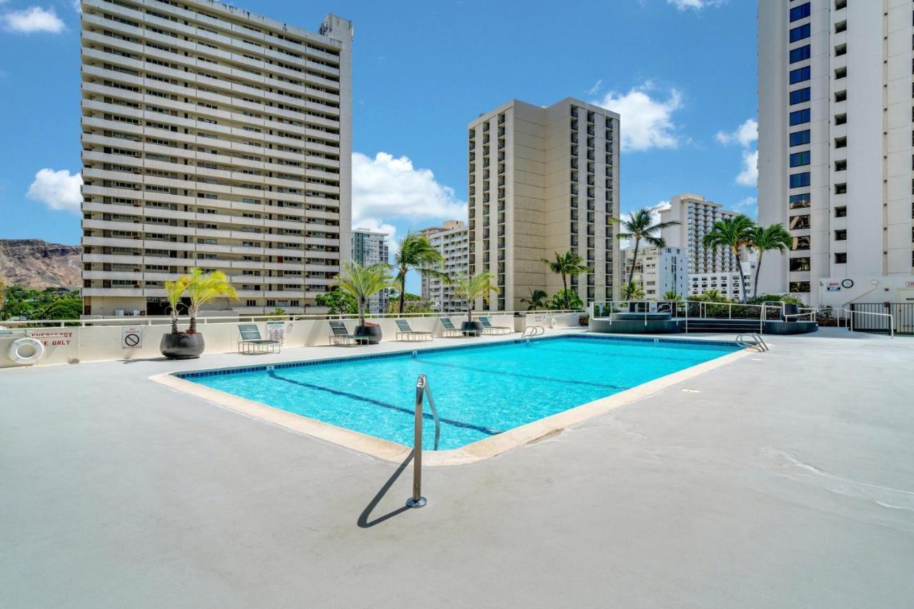 Apartment Standard Waikiki Banyan With Mountain View Honolulu