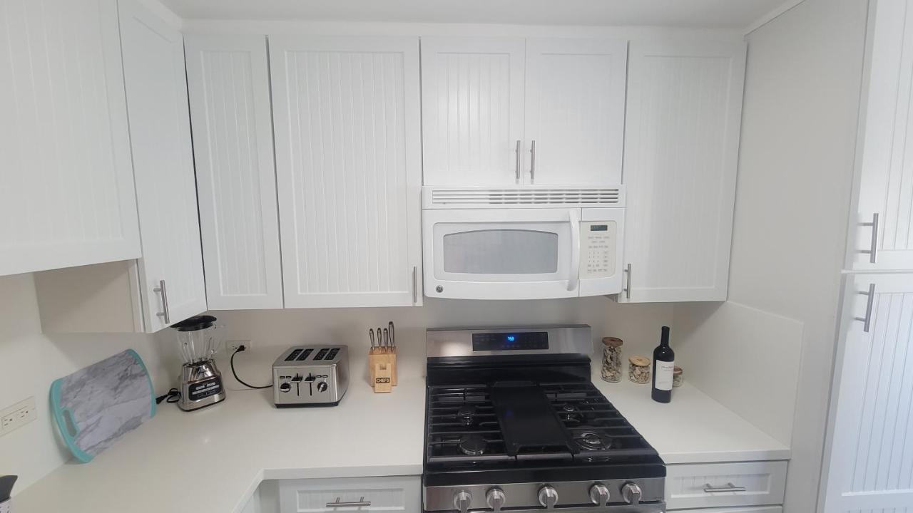 Waikiki 2 Bedrooms 2 Bathrooms With 1 Free Parking Space Apartment *