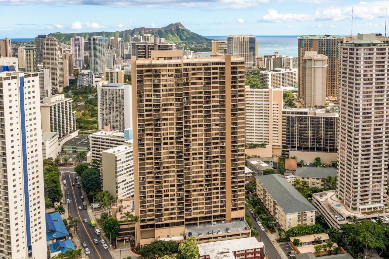 With Balcony Walk To Beaches! Honolulu