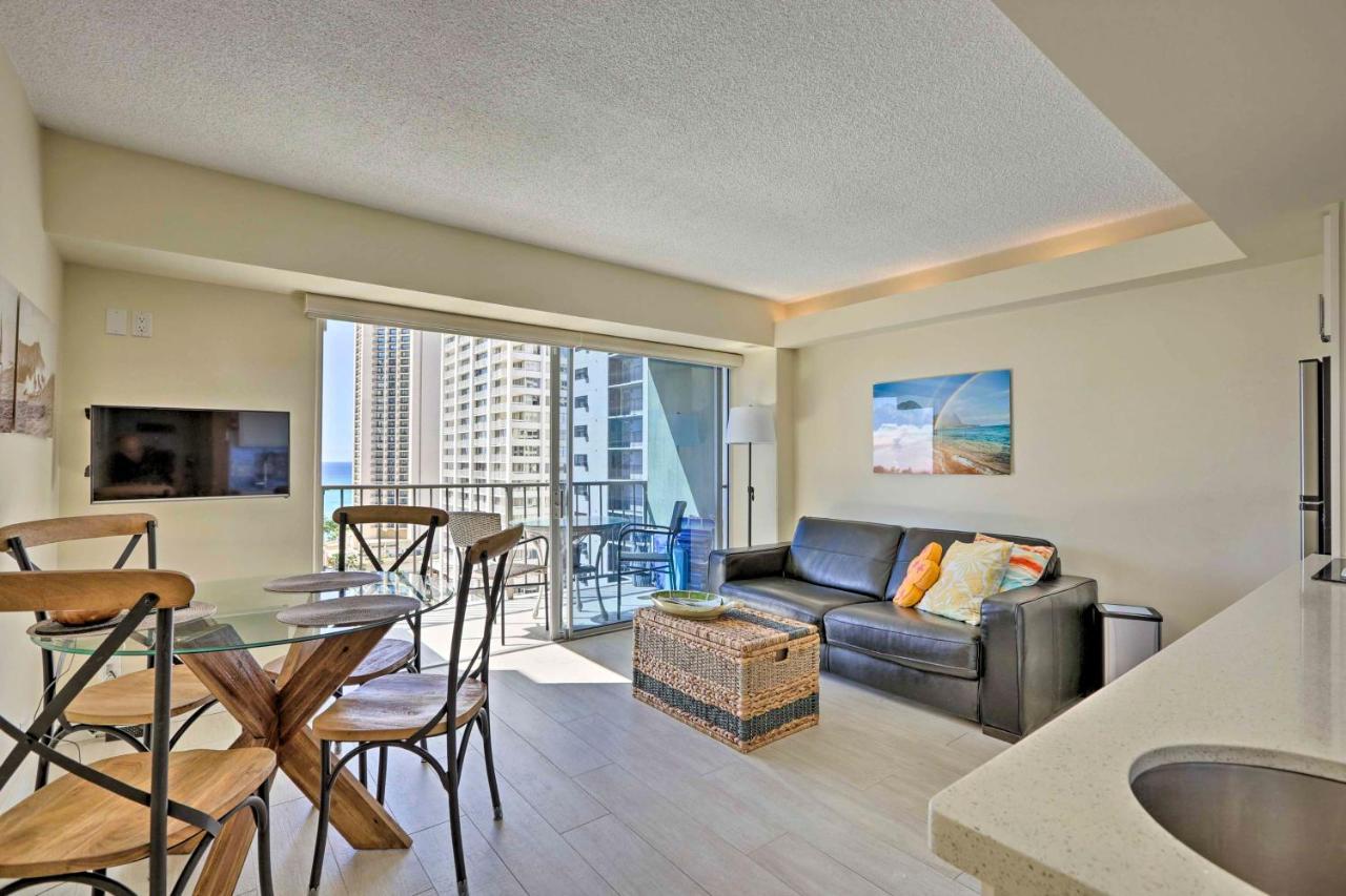 15th Floor With Lanai, 2 Blocks To Beach! Apartment *