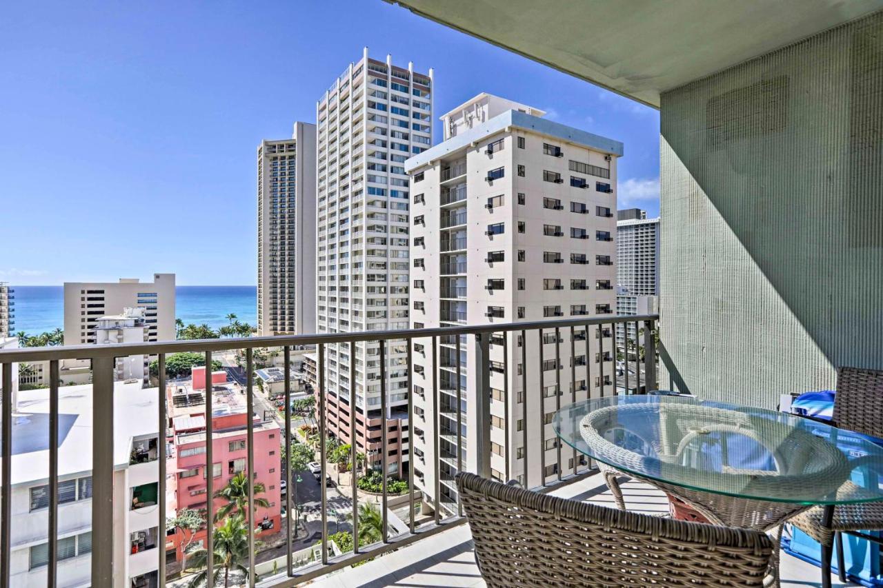 15th Floor With Lanai, 2 Blocks To Beach! Apartment Honolulu