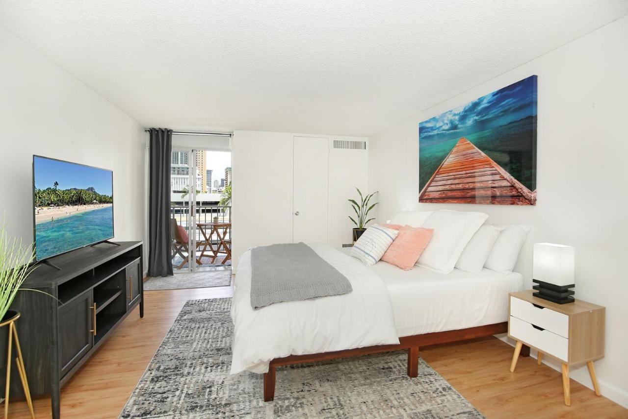 Apartment Oahu Tradewinds Plaza 601