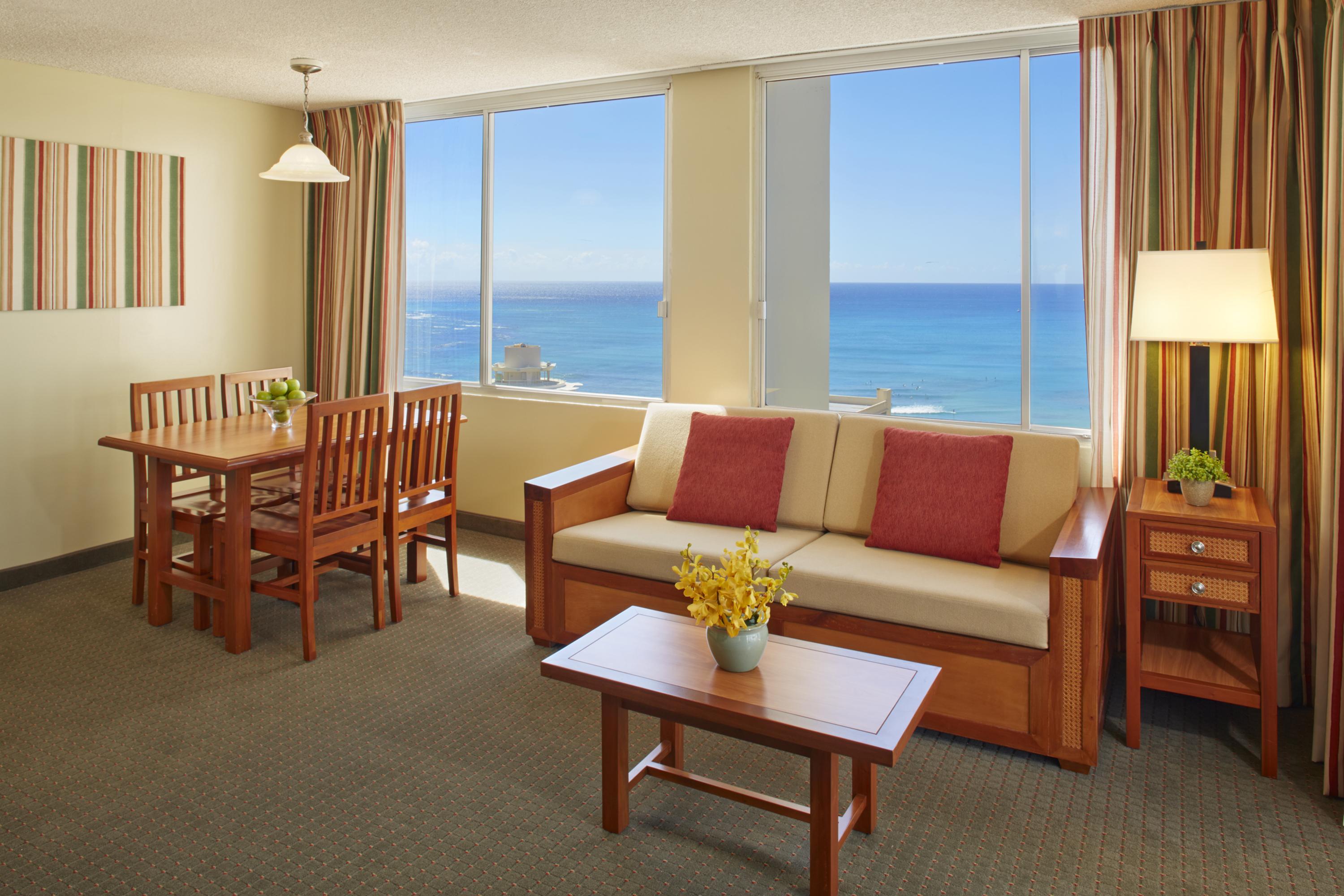 Hotel Pacific Monarch