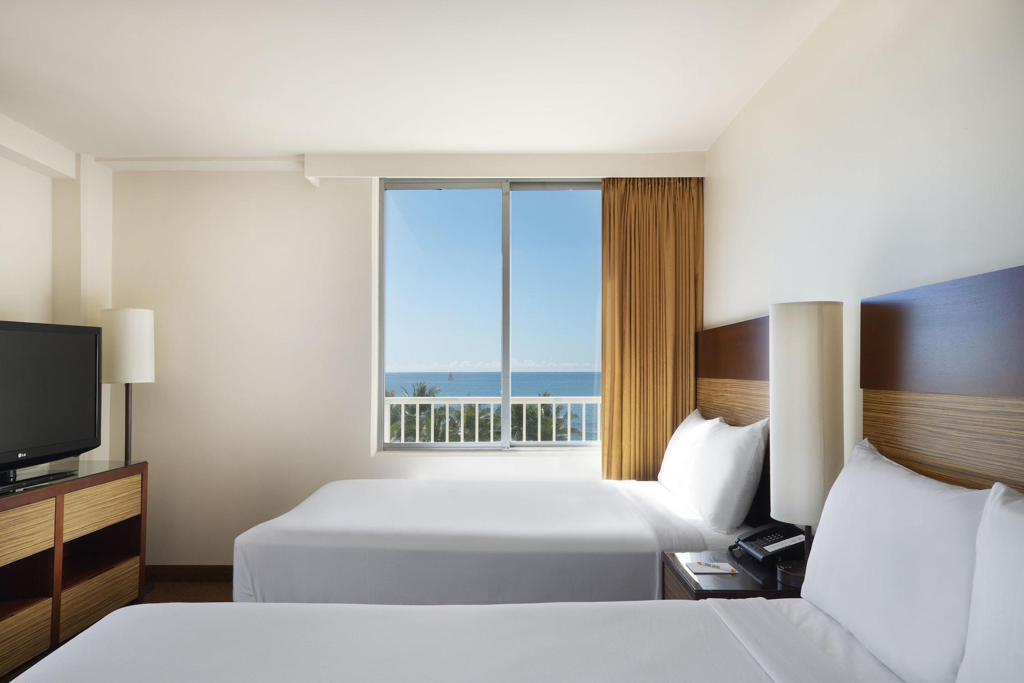 Hotel Park Shore Waikiki 4*