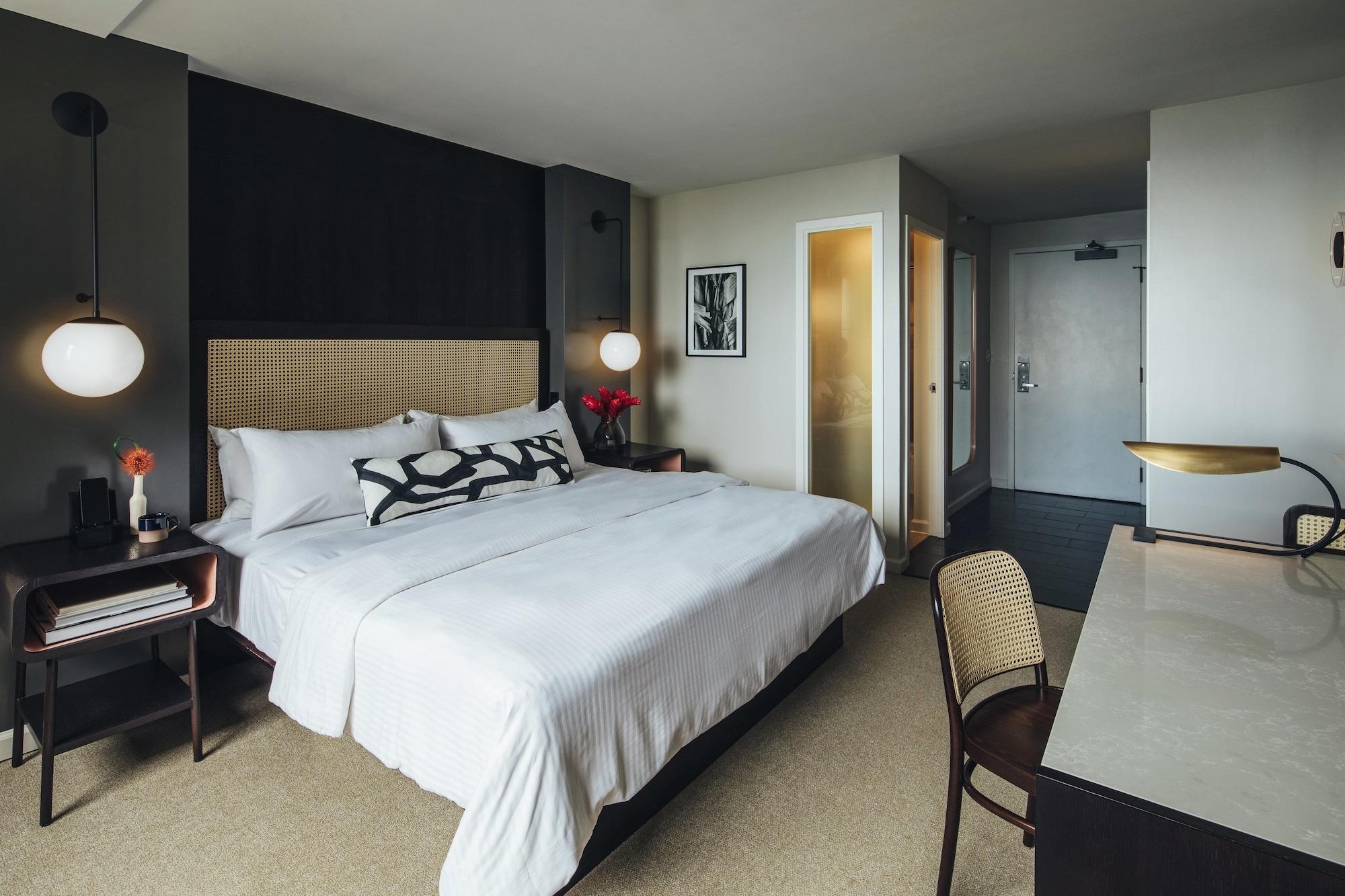 Renew 3* Honolulu