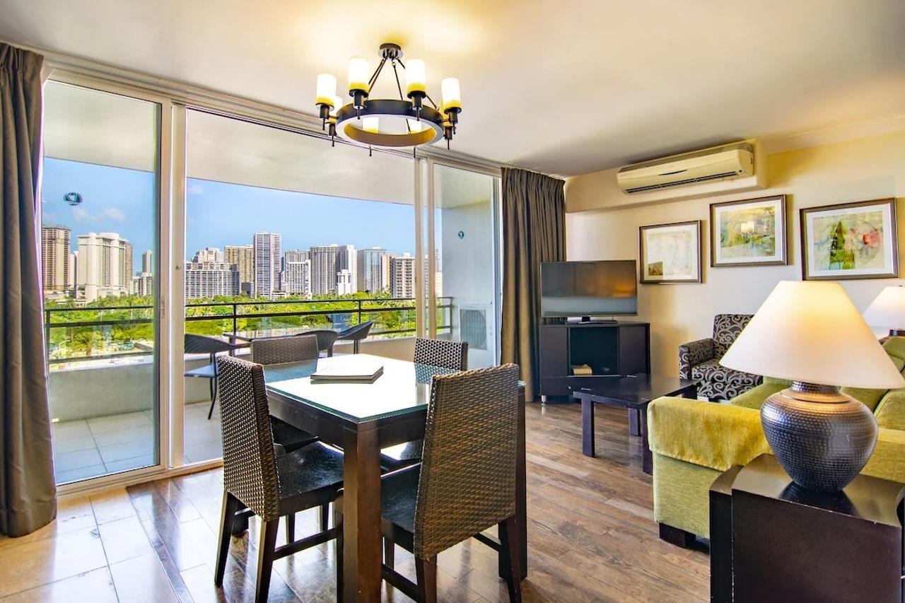 Regency On Beachwalk Waikiki By Outrigger * Honolulu