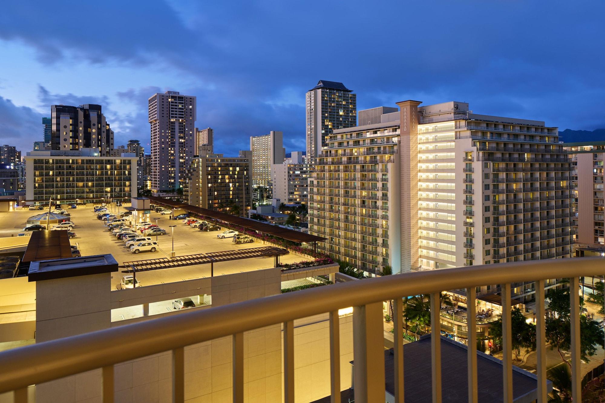 Outrigger Waikiki Paradise