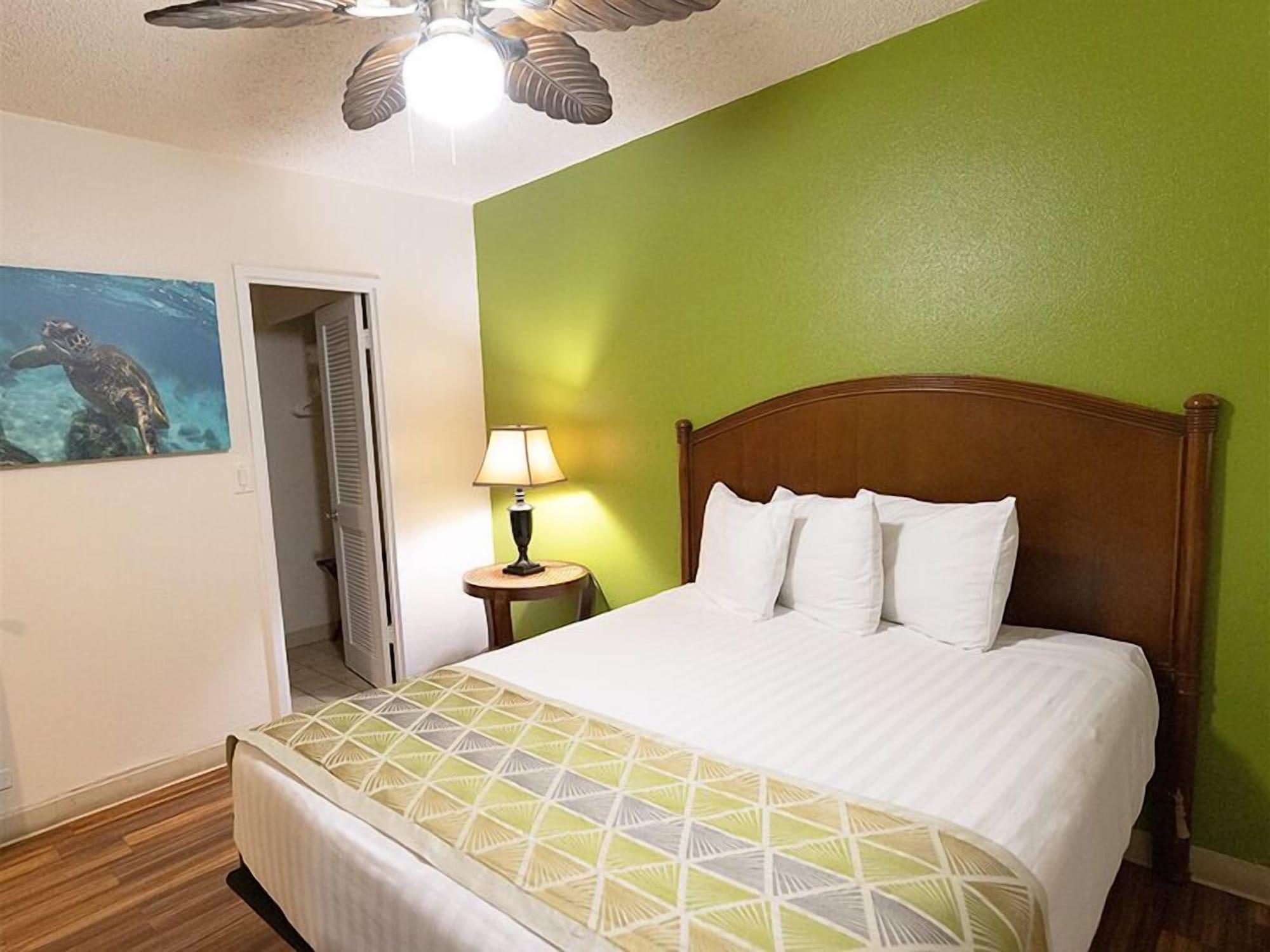 Hotel Pacific Marina