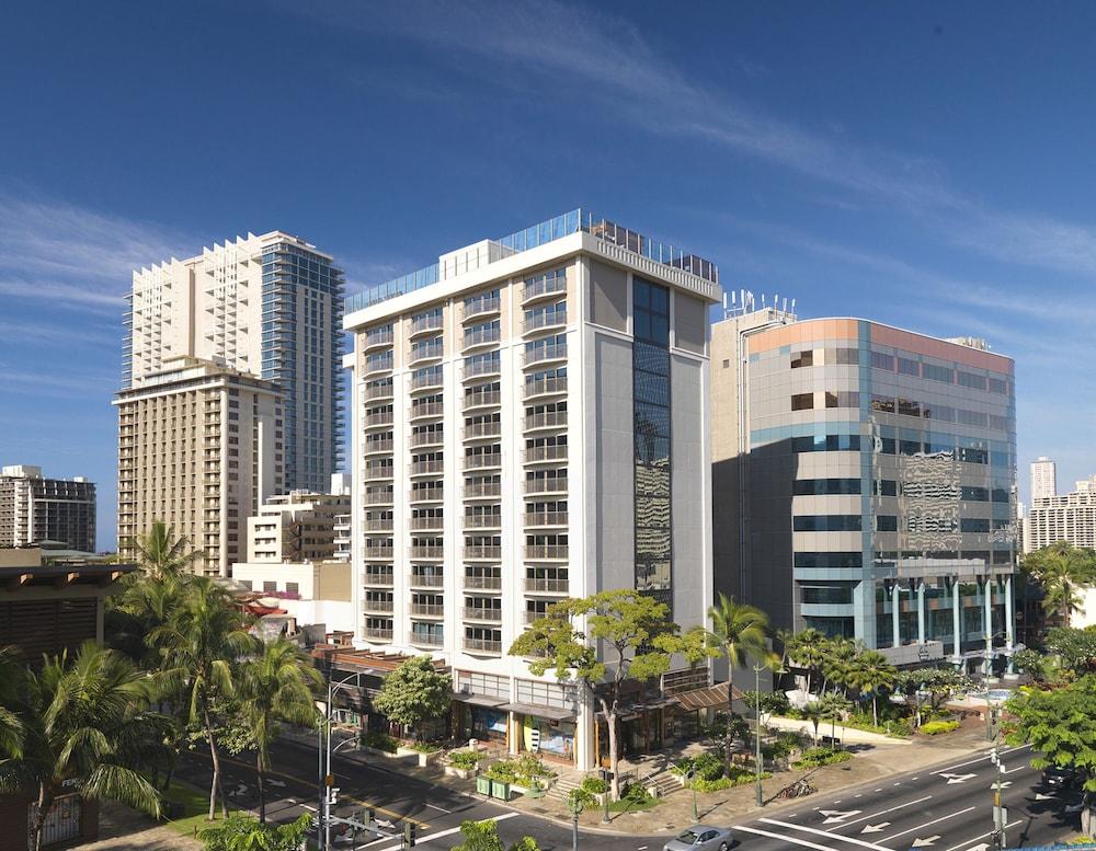 Hilton Grand Vacations Club Hokulani Waikiki Resort Honolulu