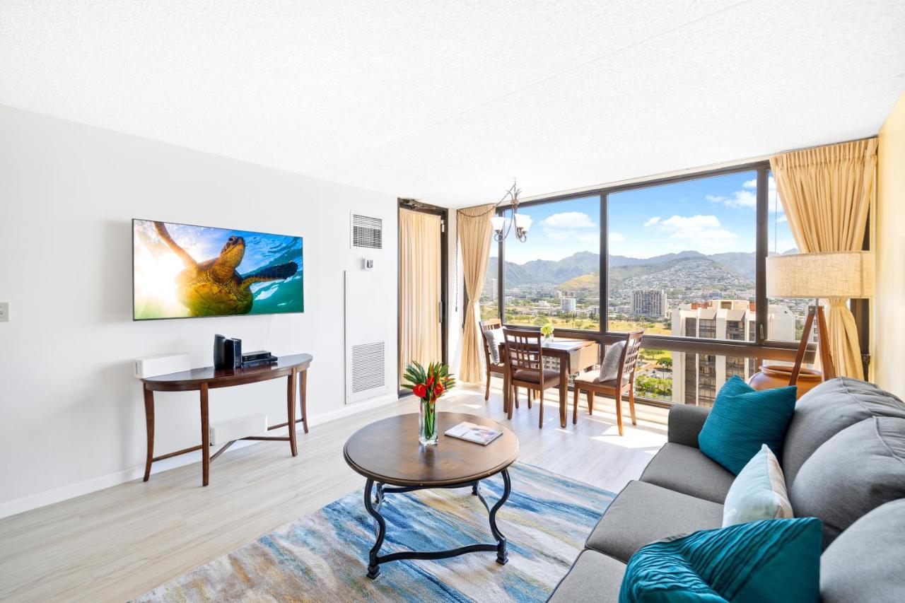 Stunning Mountain View Condo, Near With Parking Apartment