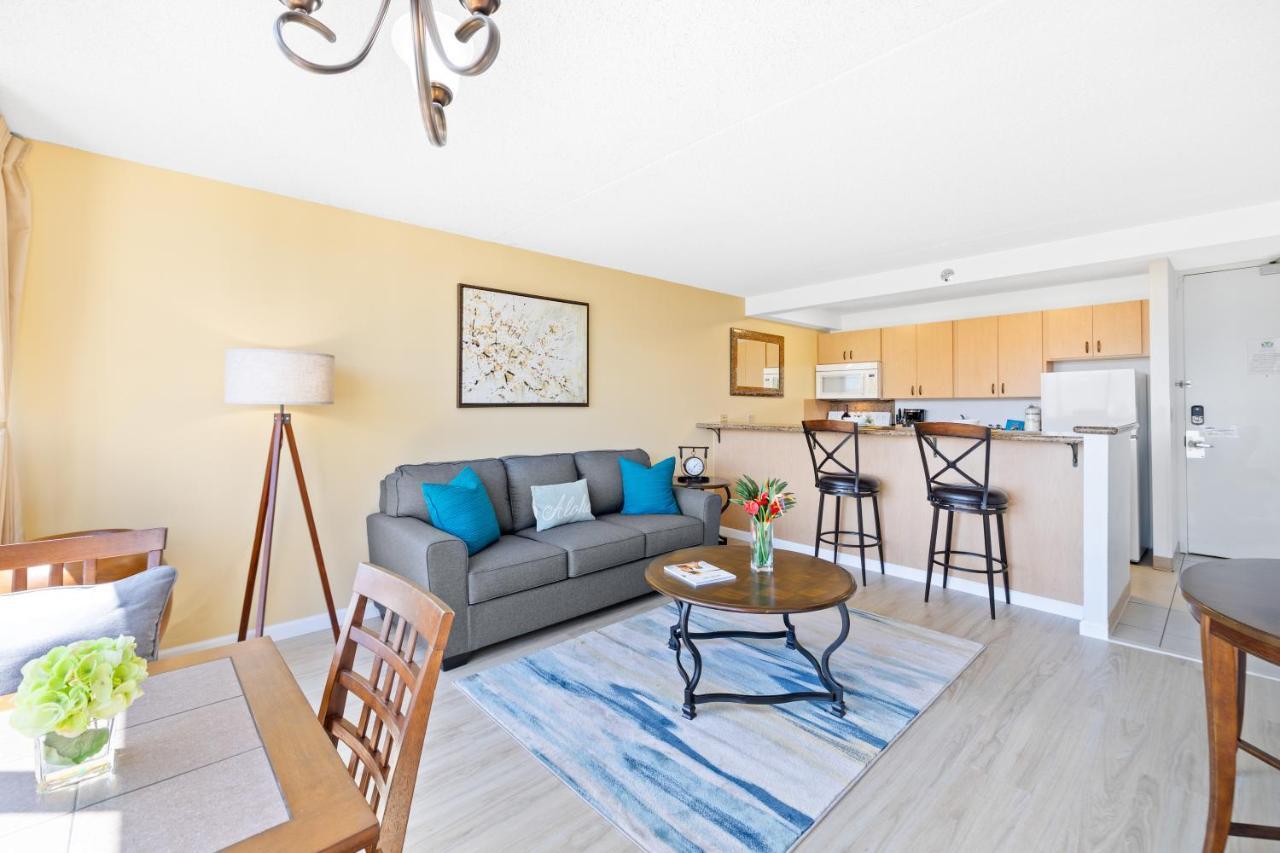 Stunning Mountain View Condo, Near With Parking * Honolulu