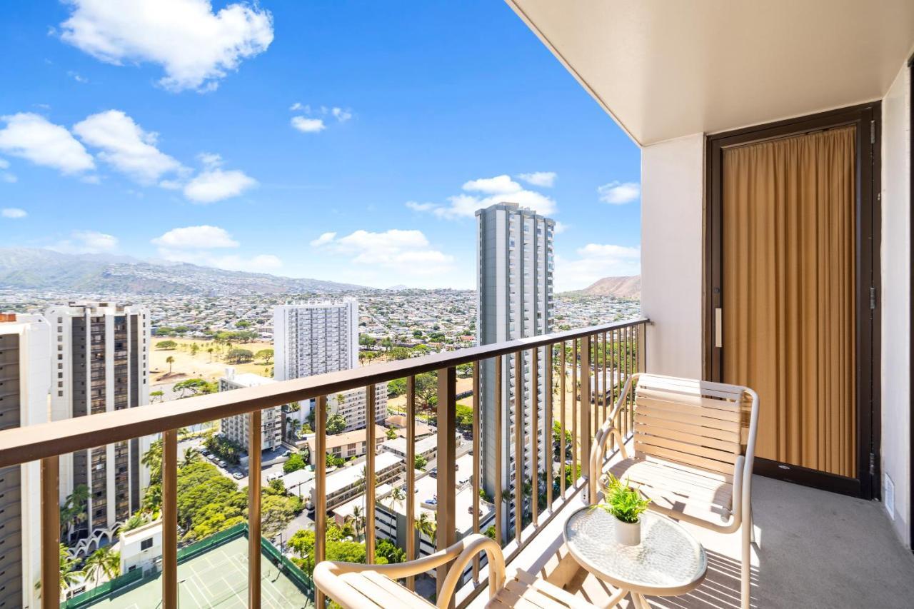 Apartment Stunning Mountain View Condo, Near With Parking *