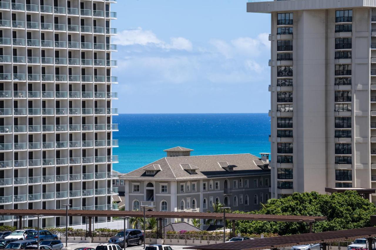 @ Marbella Lane - Vibrant And Refreshing Honolulu