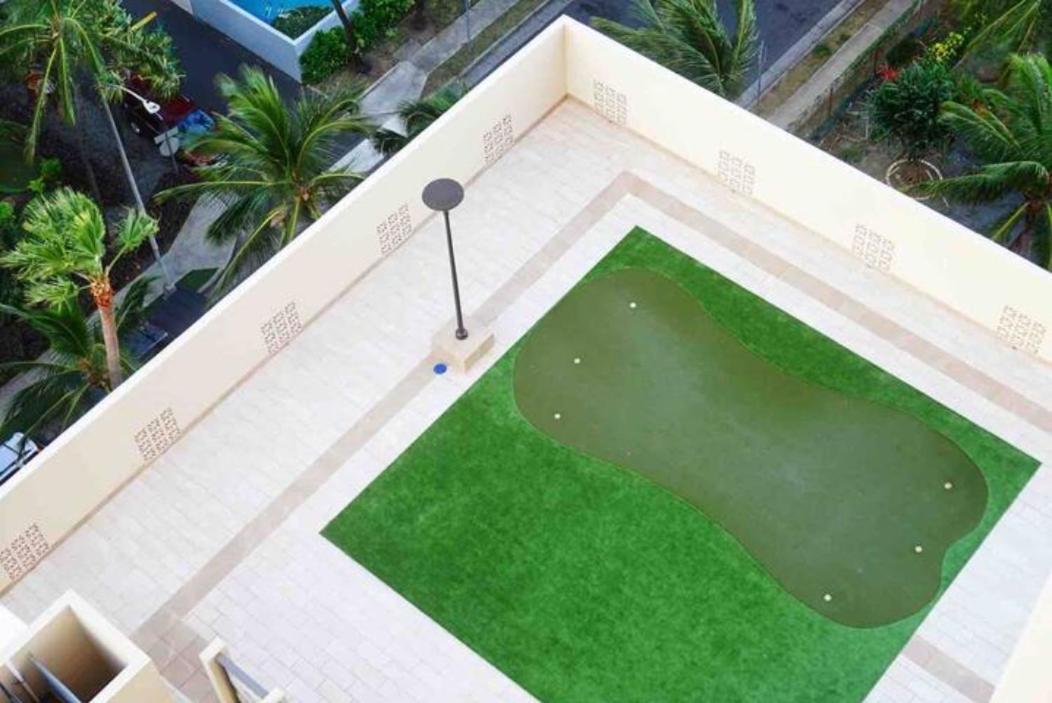 1508- Heart Of Waikiki With Kitchen-free Parking-king Bed-corner Unit Apartment *