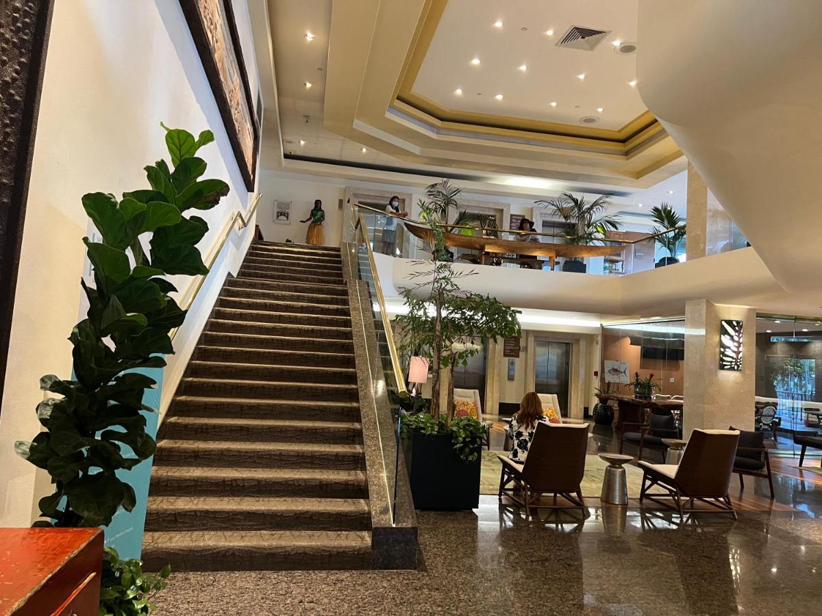 Resort Aloha Gem Studio: Waikiki Retreat With High-speed Wi-fi