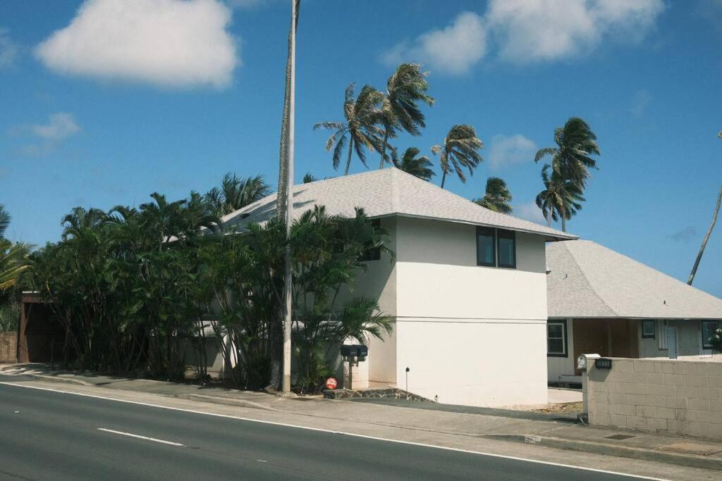 Aloha Beachfront - Hawaii Kai Honolulu