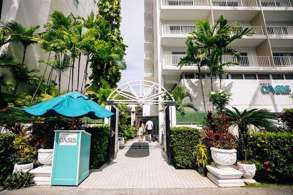Oasis Waikiki 3*