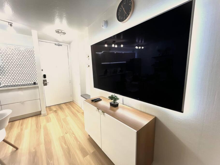 Apartment Huge Patio Washerdryer 1 Bedroom Banyan Free Parking 5 Min To