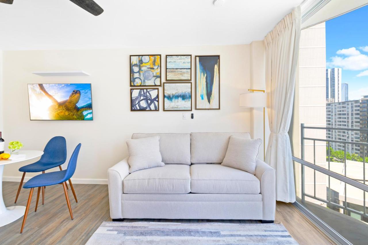 Newly Renovated Ilikai Marina - Near Beach! * Honolulu