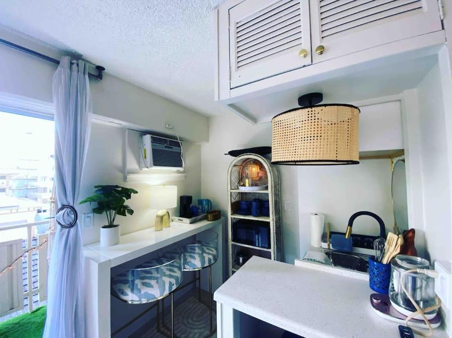 Seashore Waikiki 1 Block From A No Fees Apartment *