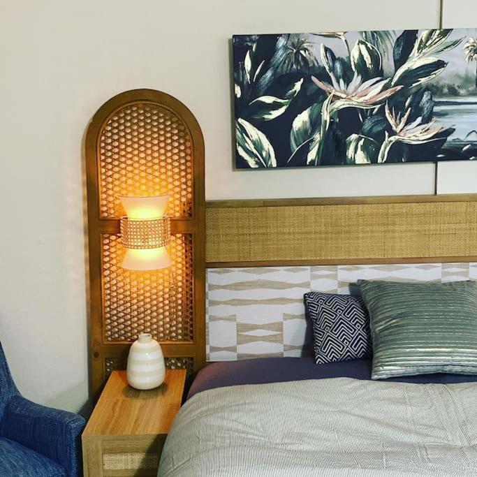 Seashore Waikiki 1 Block From A No Fees Apartment *