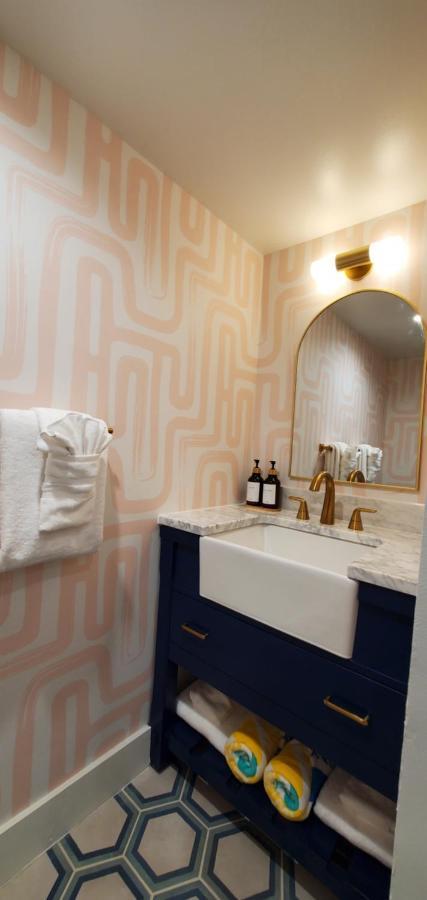 Aparthotel S&n Lux Suite-free Parking-king Bed-kitchen-wifi *