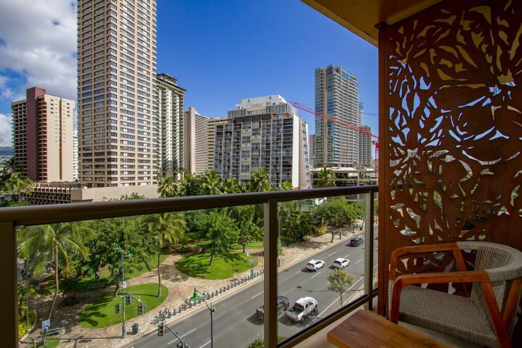 Great Price Boutique On The Strip L418