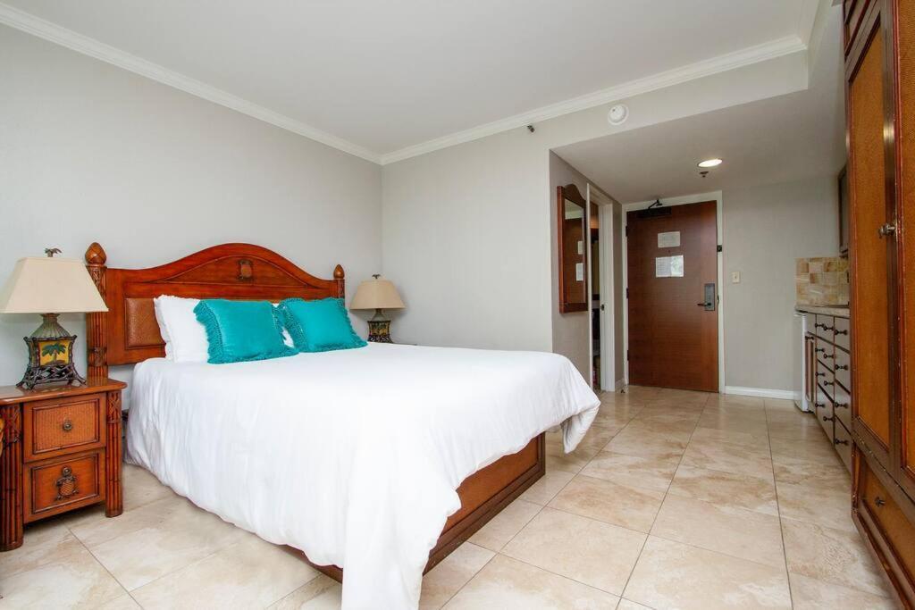 Apartment Great Price Boutique On The Strip L418 Honolulu