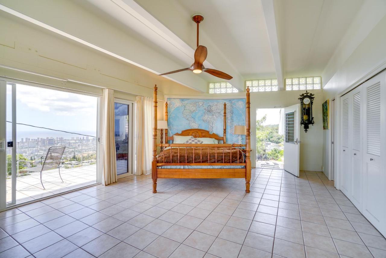 Hideaway With Balcony And Ocean View! Honolulu