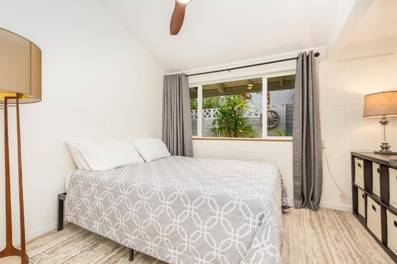 Tranquil Marina Front Pool House * Honolulu
