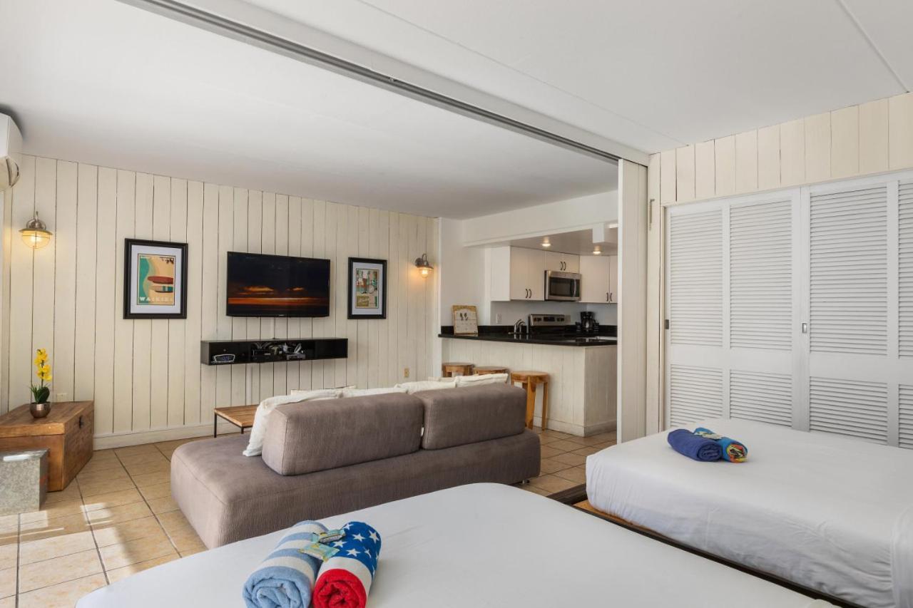 Ocean Front Amazing One Bedroom *