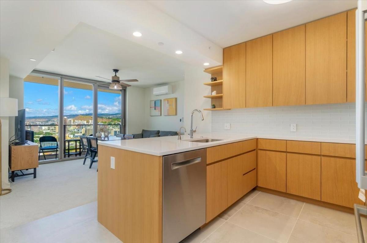 Apartment Sky Ala Moana 2908 *