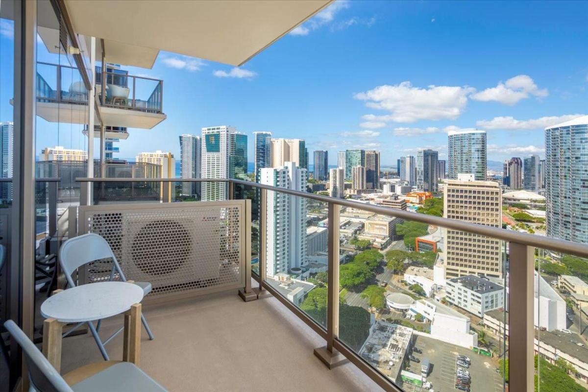 Sky Ala Moana 2908 Apartment *