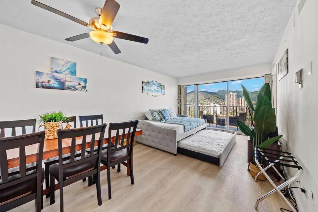 Waikiki Golden Apartment