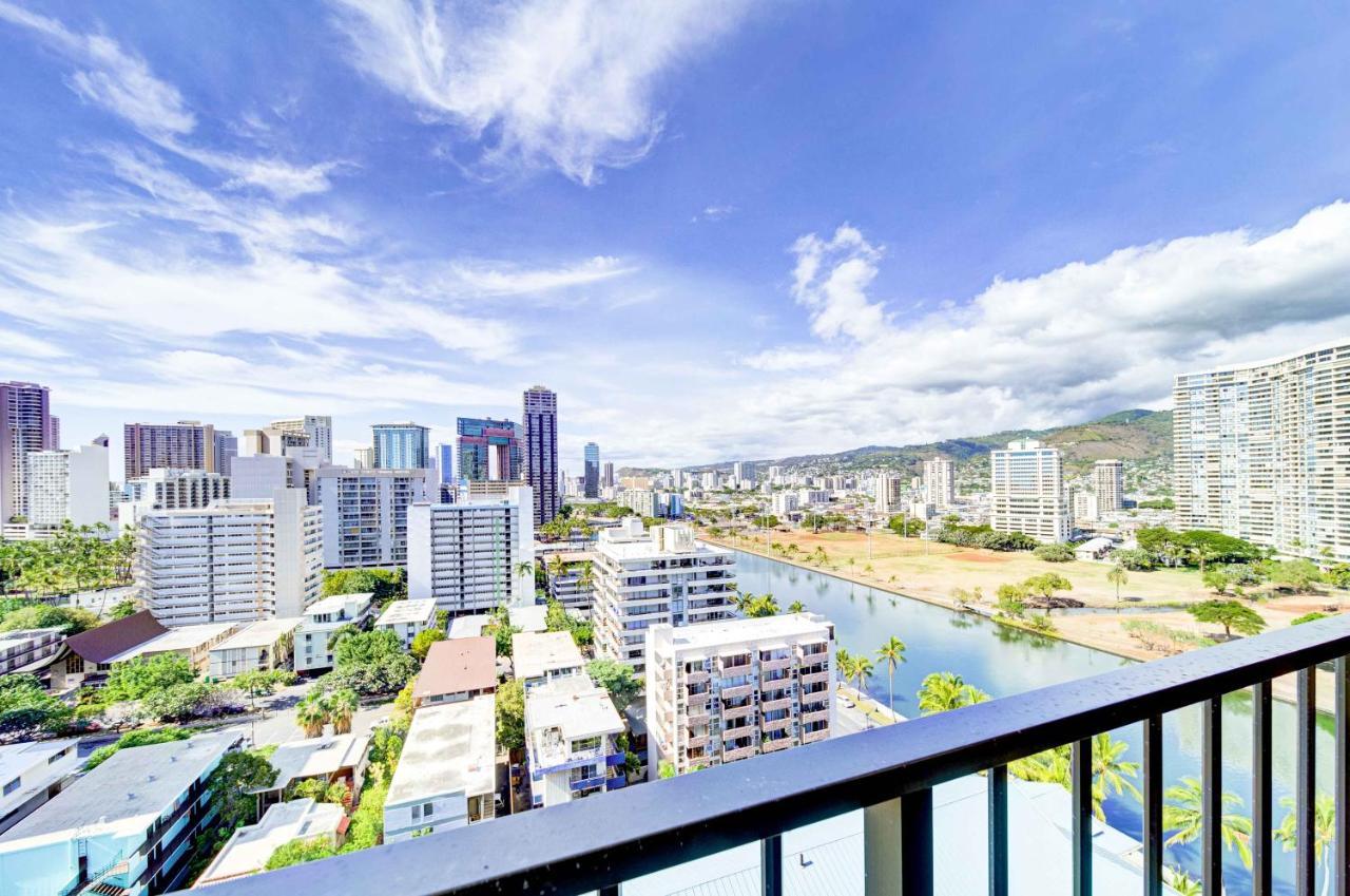 Apartment Oahu Royal Garden At Waikiki 1711