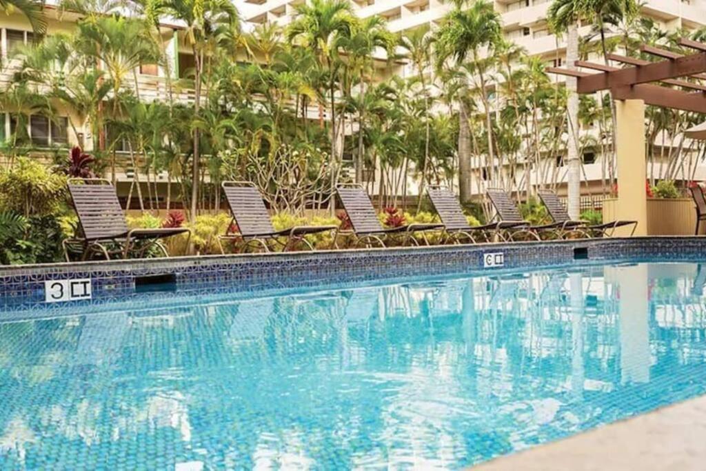 Brooks Vacations Wyndham 4 Star 1805 Waikiki Apartment