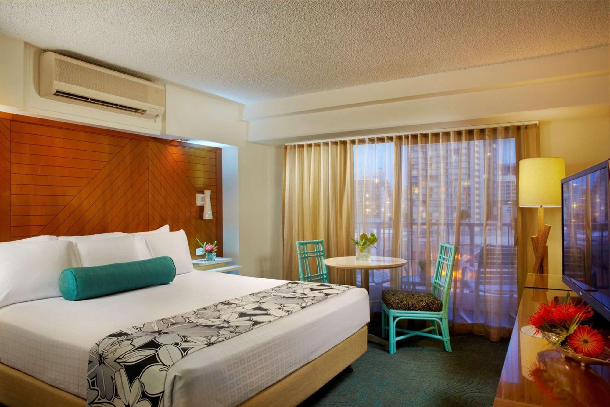 Oasis Waikiki Honolulu