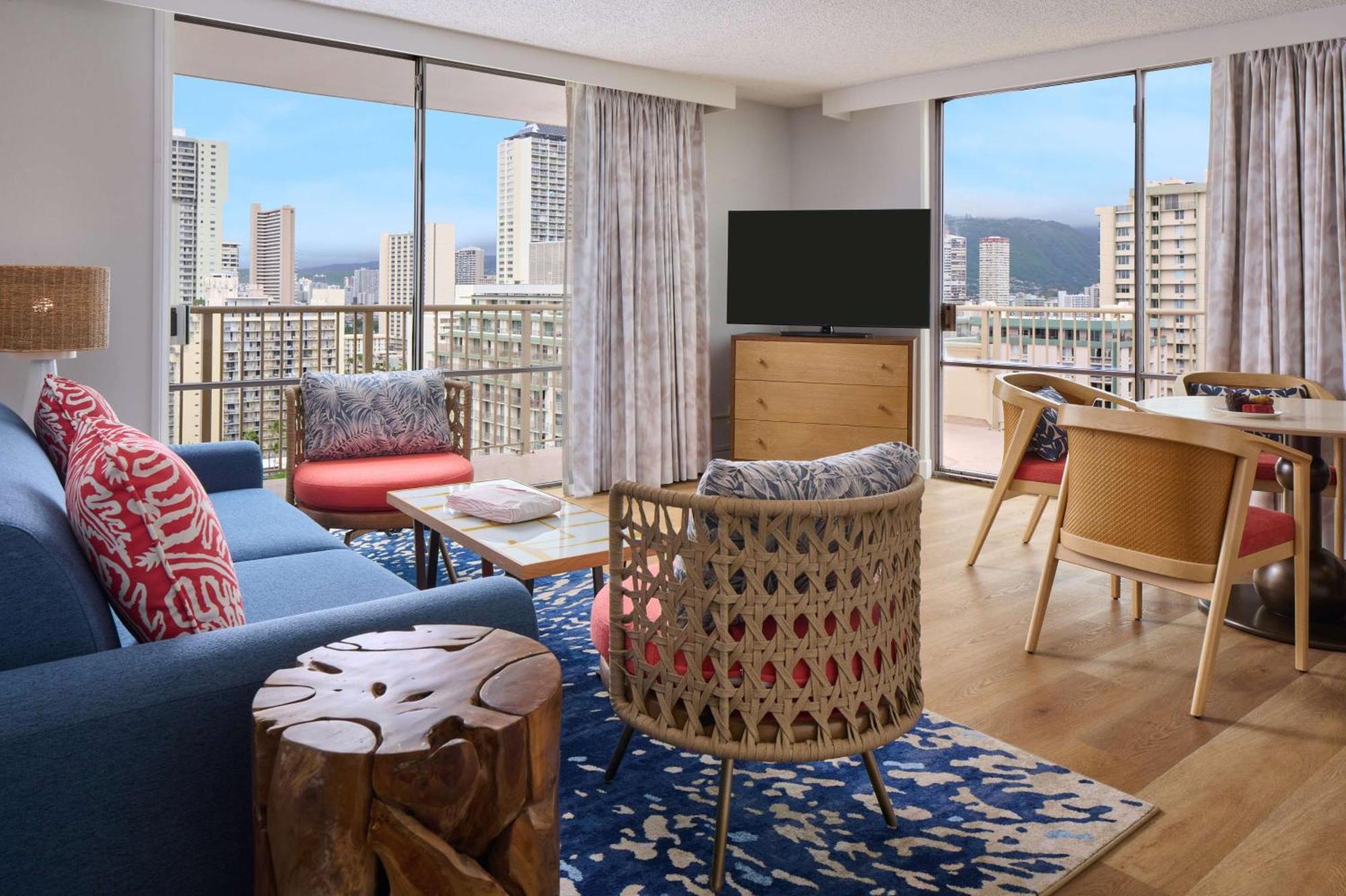 Outrigger Waikiki Paradise 4*