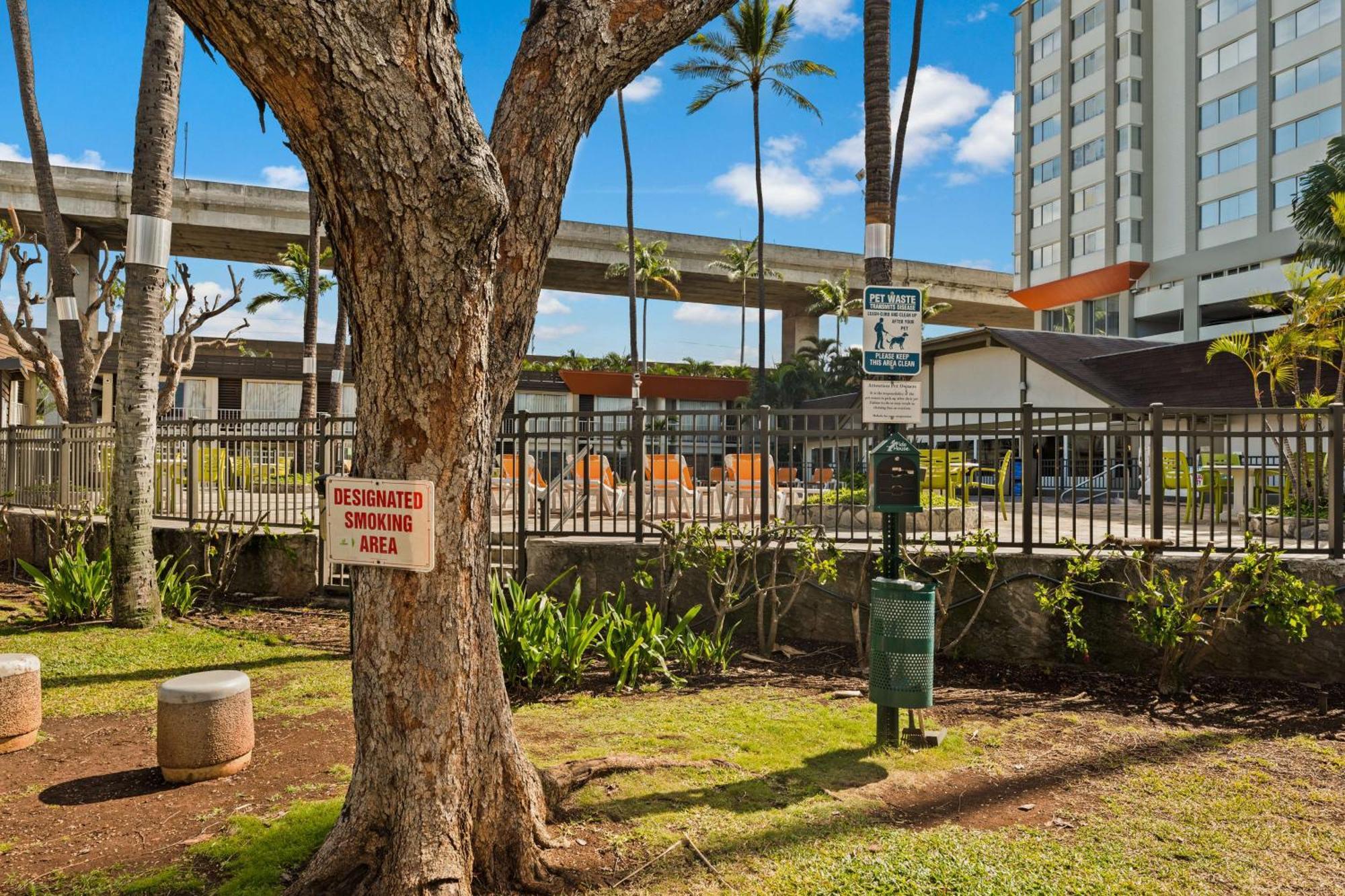 Western The Plaza Airport - Free Breakfast 3* Honolulu