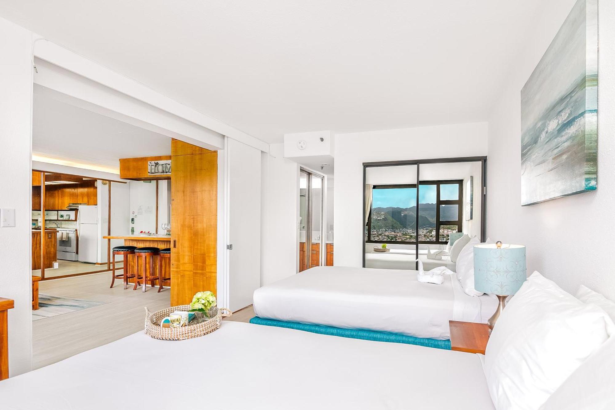 Apartment Renovated Mountain View Getaway With Free Parking!