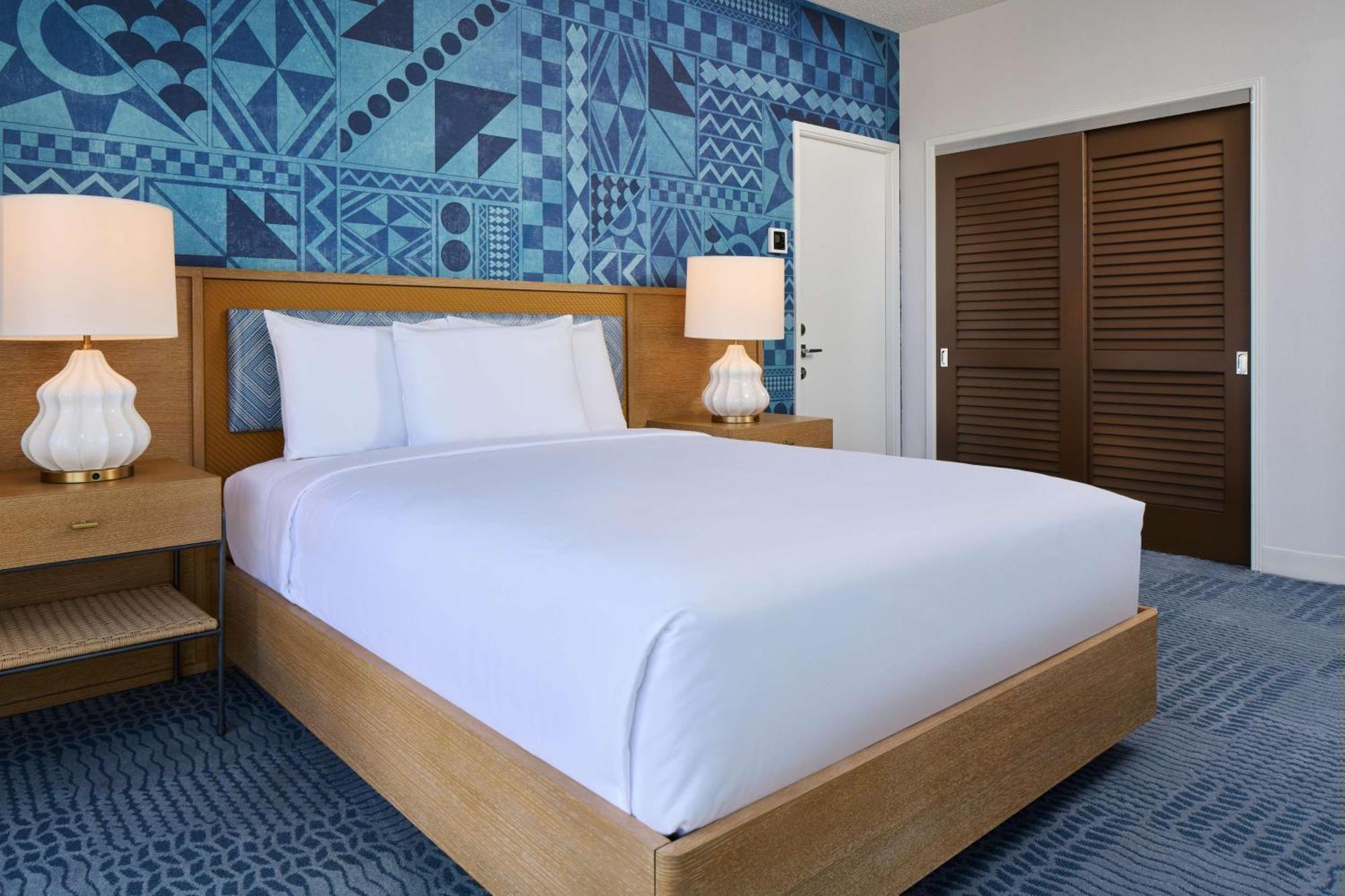 Outrigger Waikiki Paradise 4*