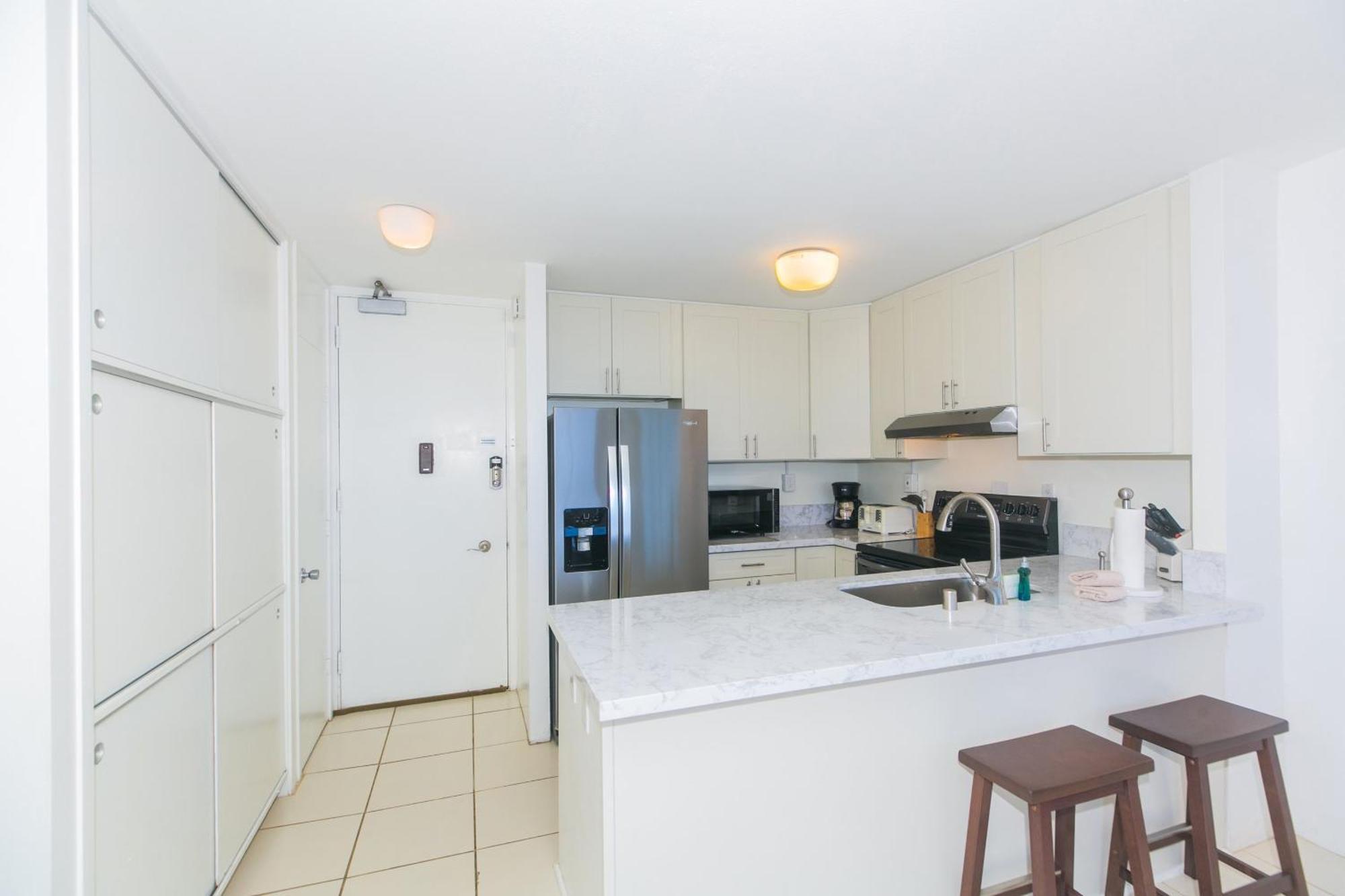 Ilikai Marina 1688 Yacht Harbor View 1br Apartment Honolulu